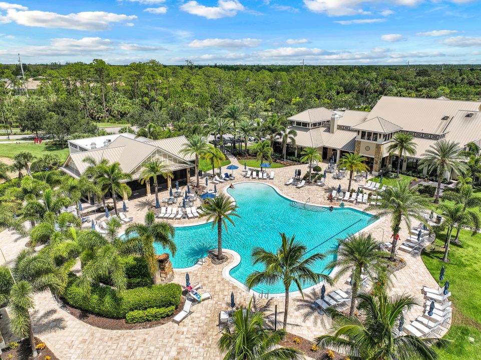 7408 Winding Cypress Dr, Naples, FL 34114