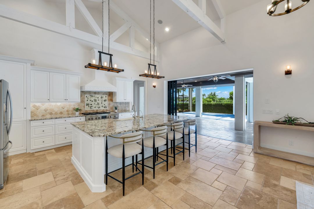 1400 Forrest Ct, Marco Island, FL 34145
