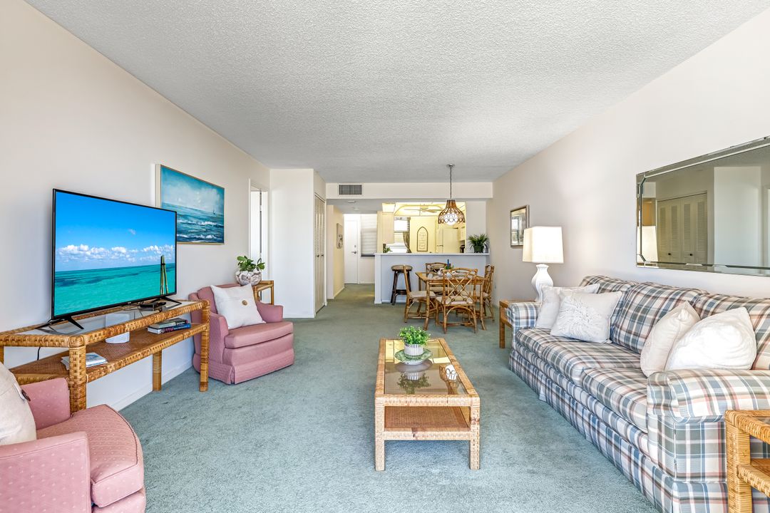 260 Seaview Ct #905, Marco Island, FL 34145