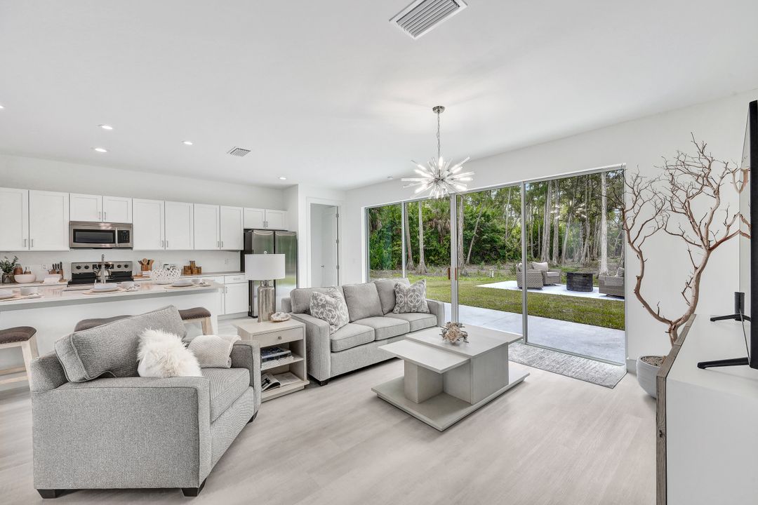 5862 Lancewood Way, Naples, FL 34116
