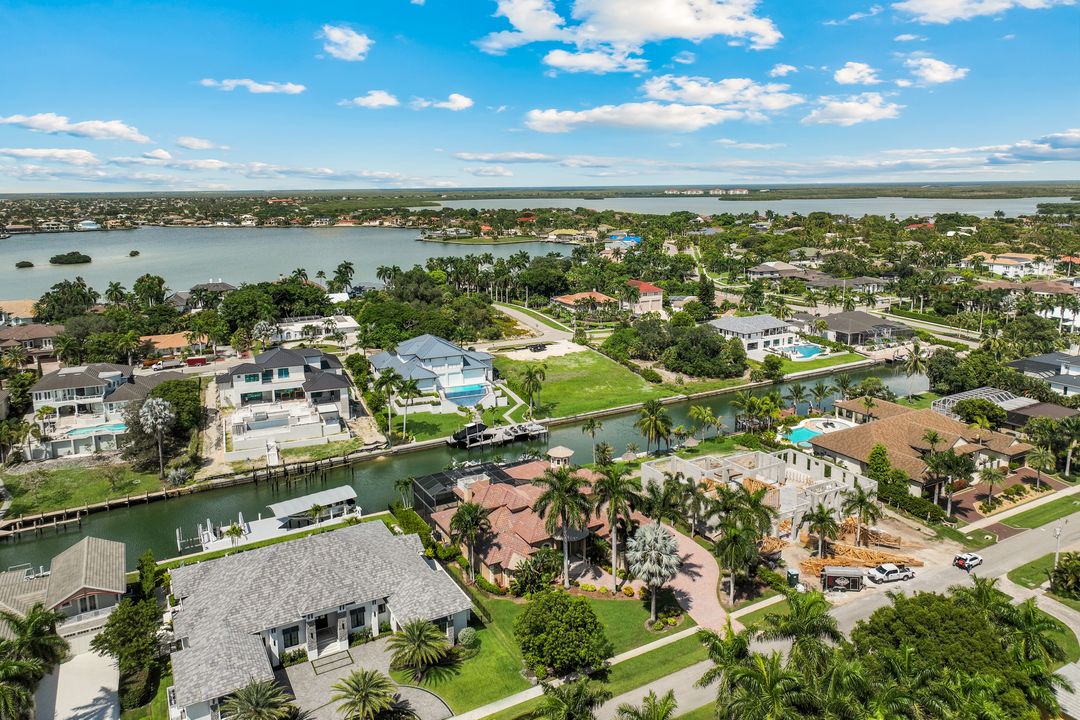 1658 McIlvaine Ct, Marco Island, FL 34145