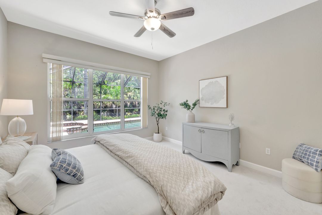 6119 Manchester Pl, Naples, FL 34110