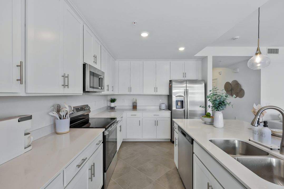 5527 Double Eagle Cir #3832, Ave Maria, FL 34142