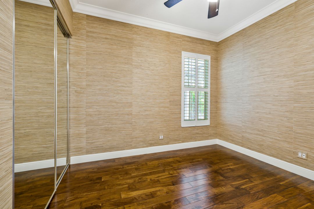 2885 Hatteras Way, Naples, FL 34119