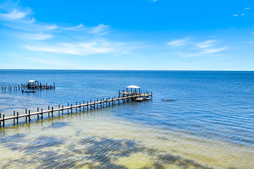 8335 Main St, Bokeelia, FL 33922