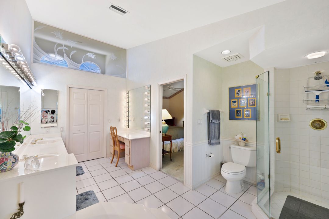 242 Via Perignon, Naples, FL 34119