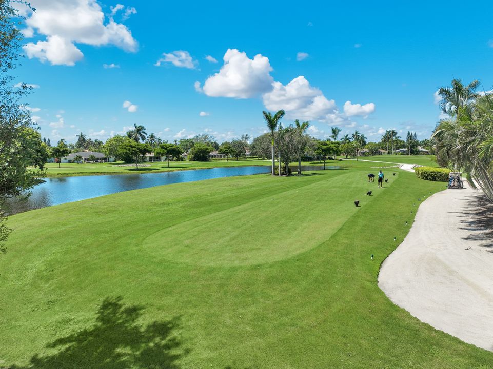 193 Heather Grove Ln, Naples, FL 34113