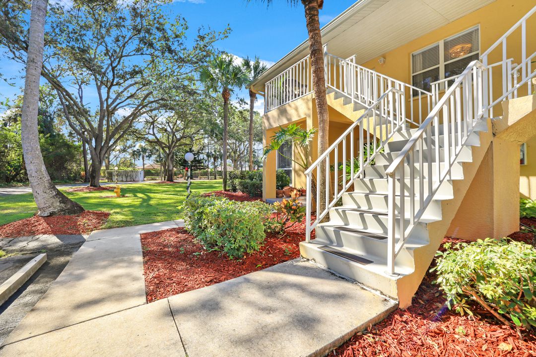 1250 Yesica Ann Cir, Naples, FL 34110