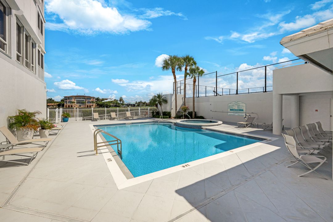 9790 Gulf Shore Dr #505, Naples, FL 34108