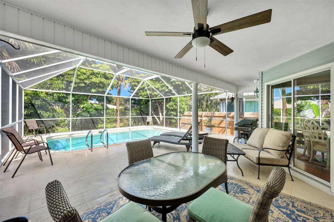 531 91st Ave N, Naples, FL 34108