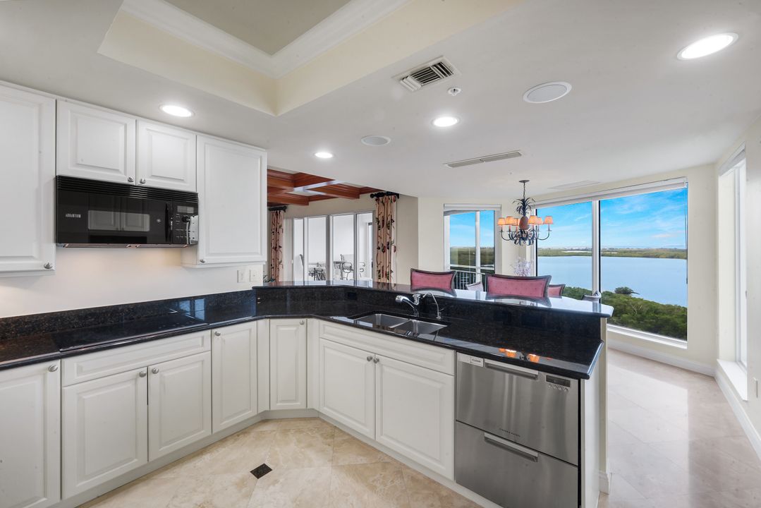 4801 Bonita Bay Blvd #1203, Bonita Springs, FL 34134