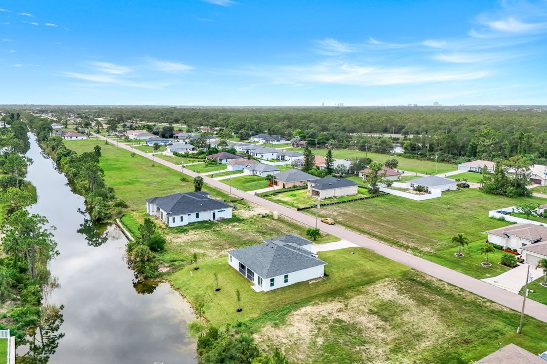 1629 NE 33rd Terrace, Cape Coral, FL 33909