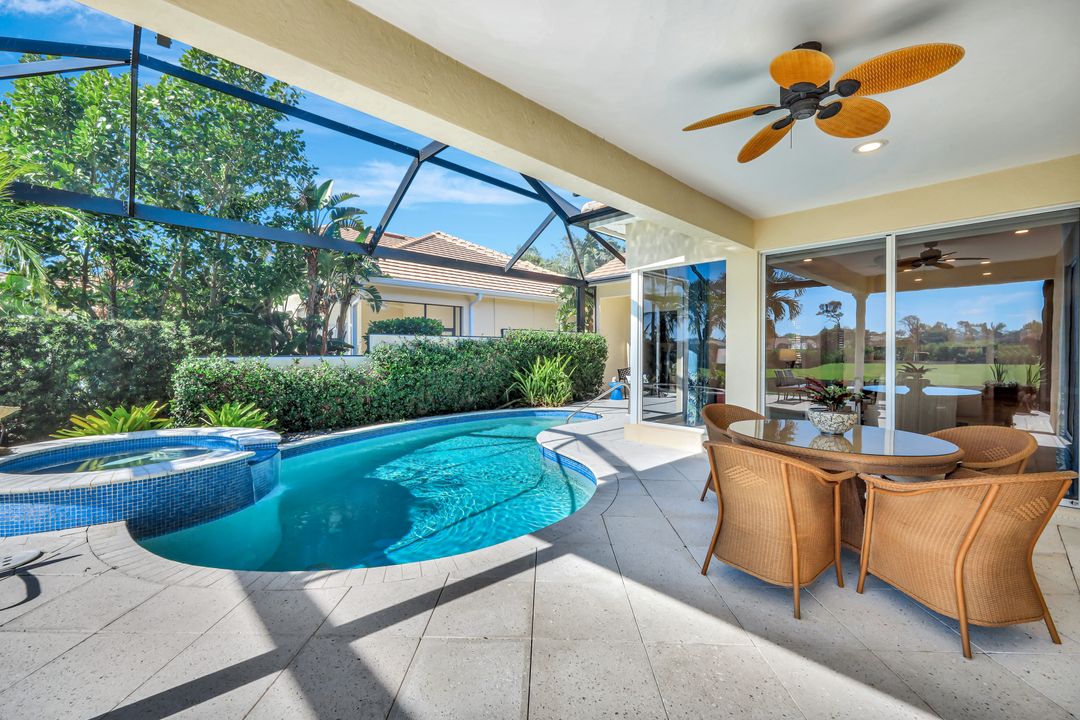 3671 Olde Cottage Ln, Bonita Springs, FL 34134