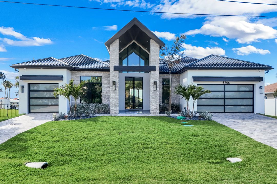 3806 NW 4th St, Cape Coral, FL 33993