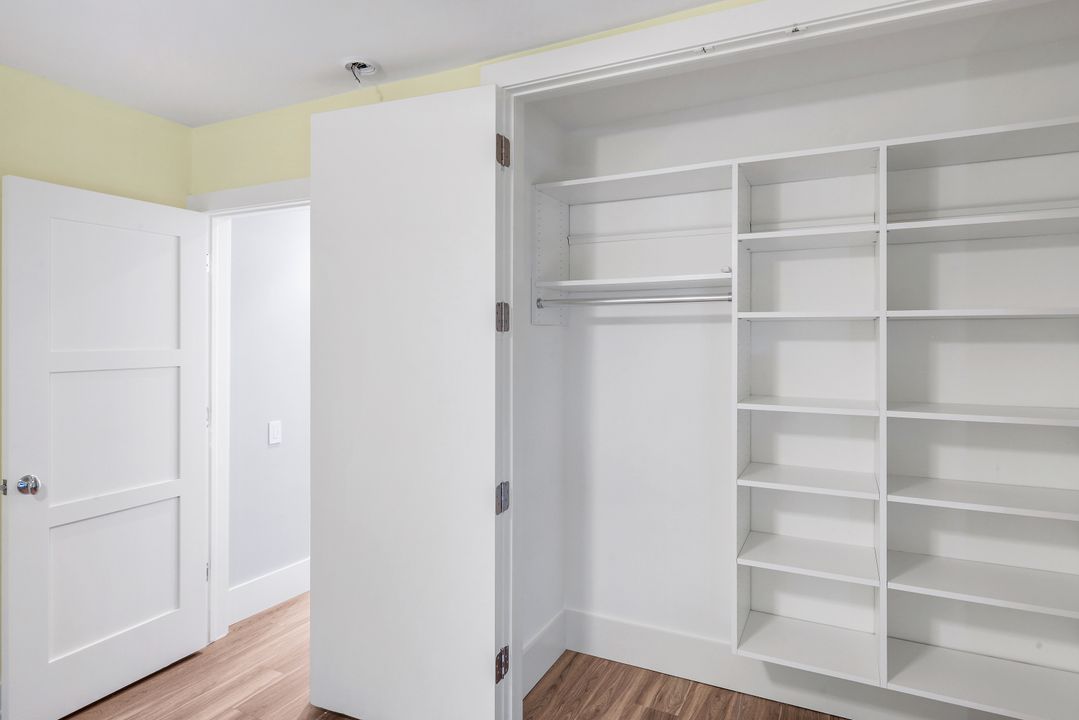 1242 Jamaica Rd, Marco Island, FL 34145