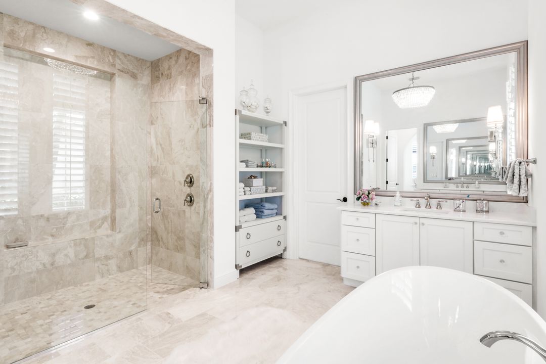 3233 Tavolara Ln, Naples, FL 34114