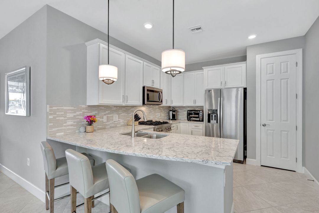 20014 Parrot Key Ct, Estero, FL 33928