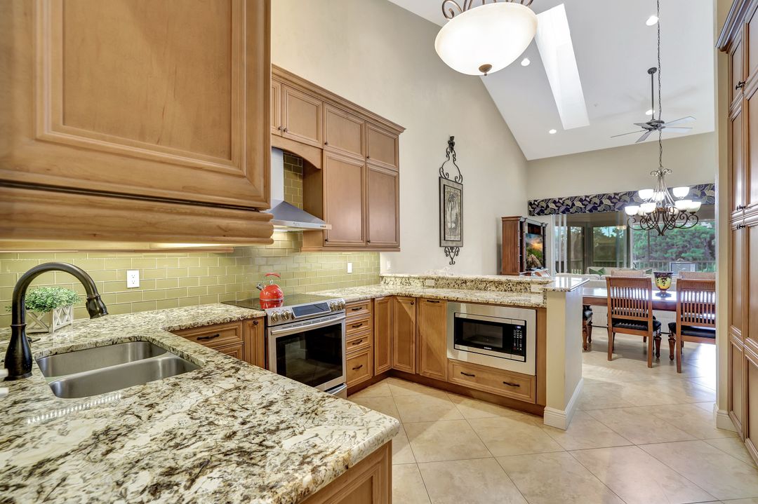 26300 Devonshire Ct #202, Bonita Springs, FL 34134
