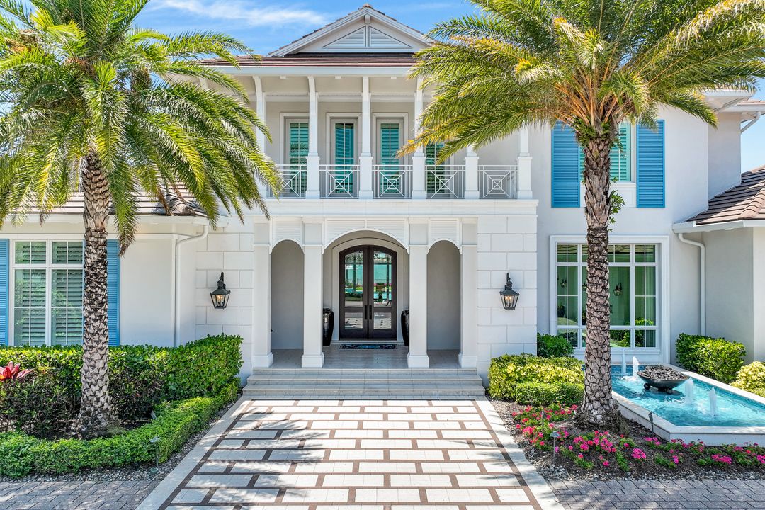 17412 Via Lugano Ct, Miromar Lakes, FL 33913