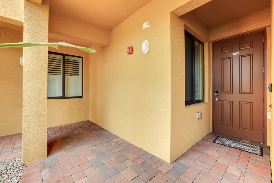 9590 Trevi Ct #5313, Naples, FL 34113