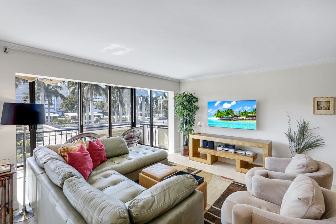 3430 Gulf Shore Blvd N #2 - I, Naples, FL 34103