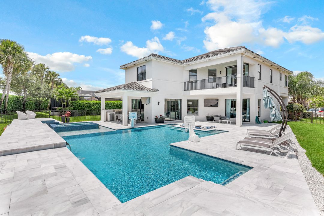 4138 Aspen Chase Dr, Naples, FL 34119