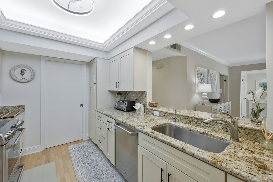 780 Willowbrook Dr #701, Naples, FL 34108