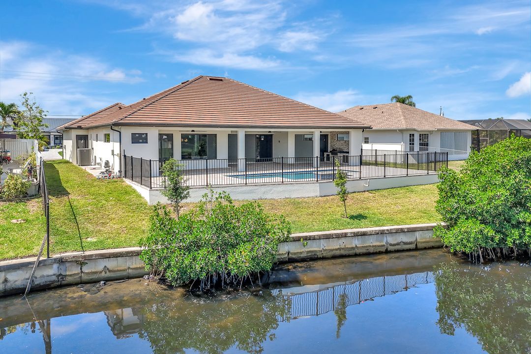 1511 SE 21st St, Cape Coral, FL 33990