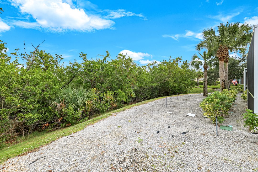 10436 Peso Del Rio Dr, Fort Myers, FL 33908