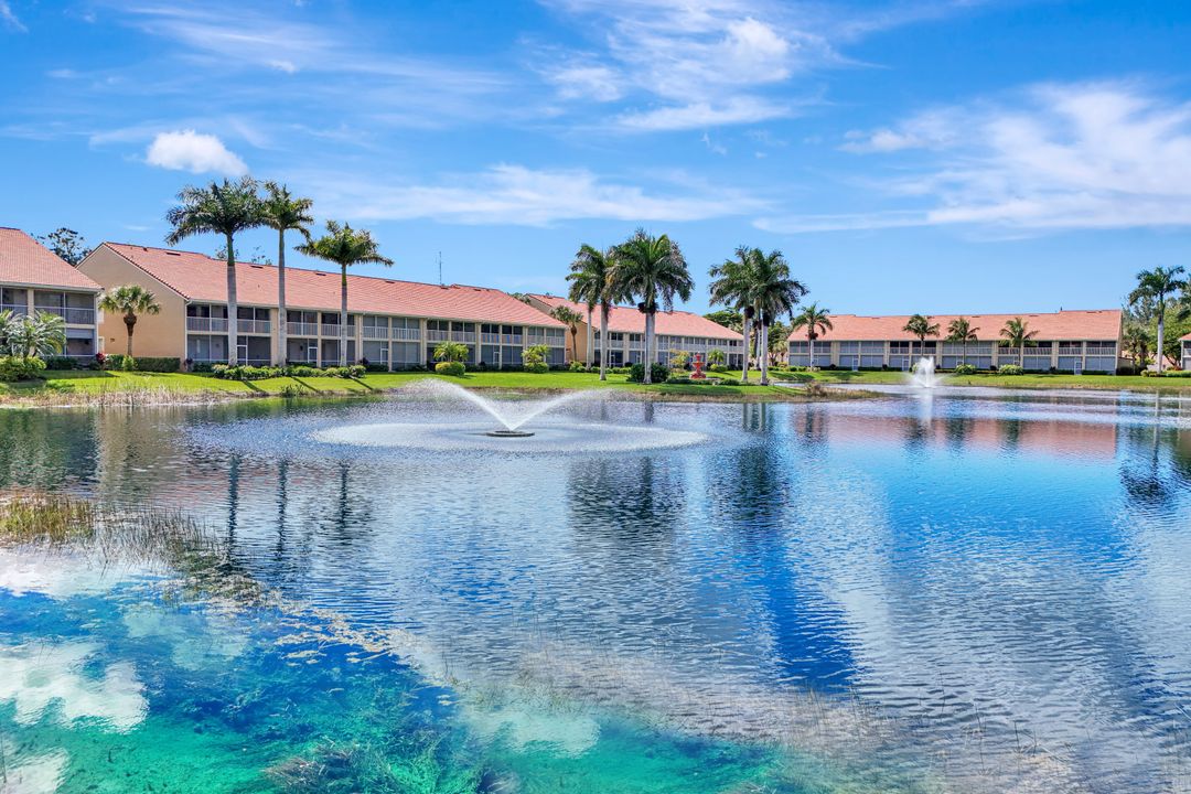 2370 Magnolia Ave #2, Naples, FL 34112