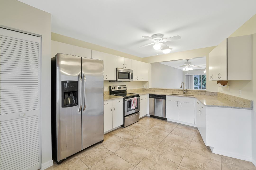 292 Belina Dr #1, Naples, FL 34104