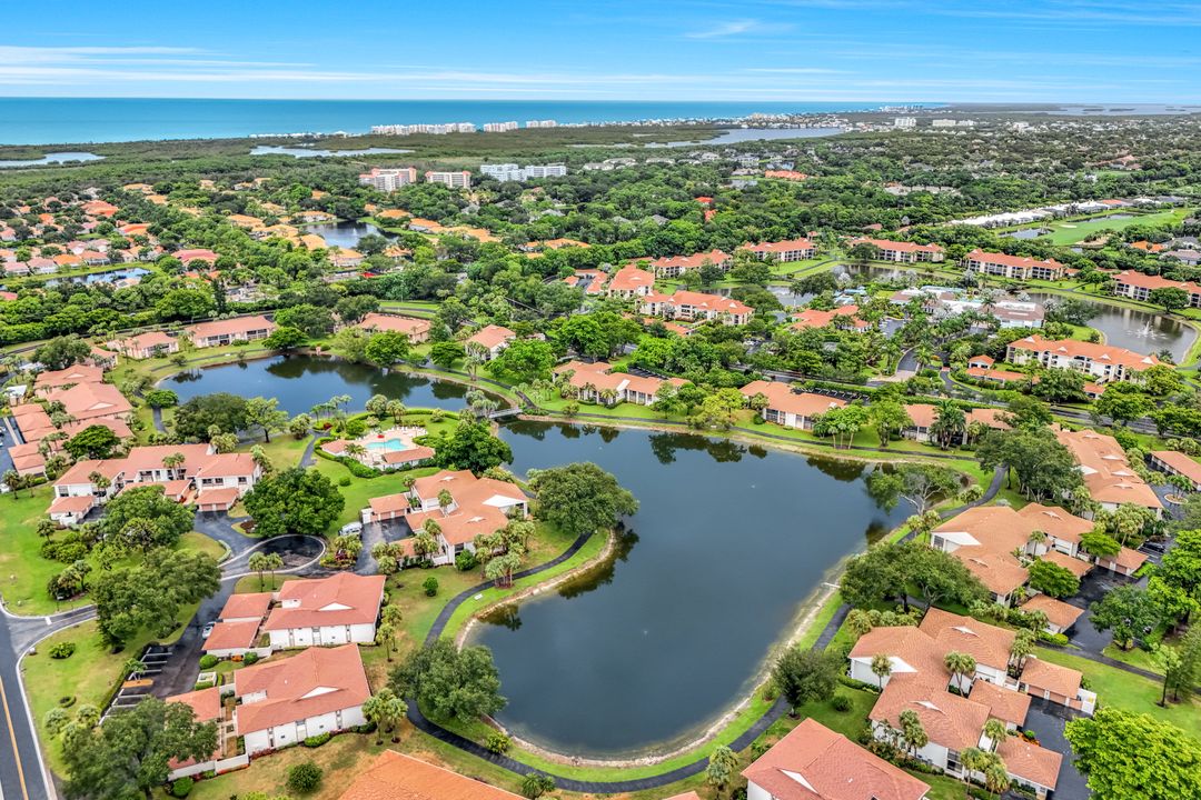 576 Retreat Dr #201, Naples, FL 34110