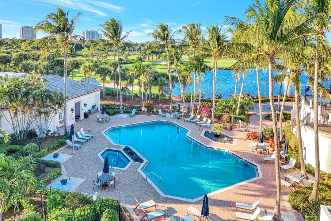 3601 Glenwater Ln, Bonita Springs, FL 34134