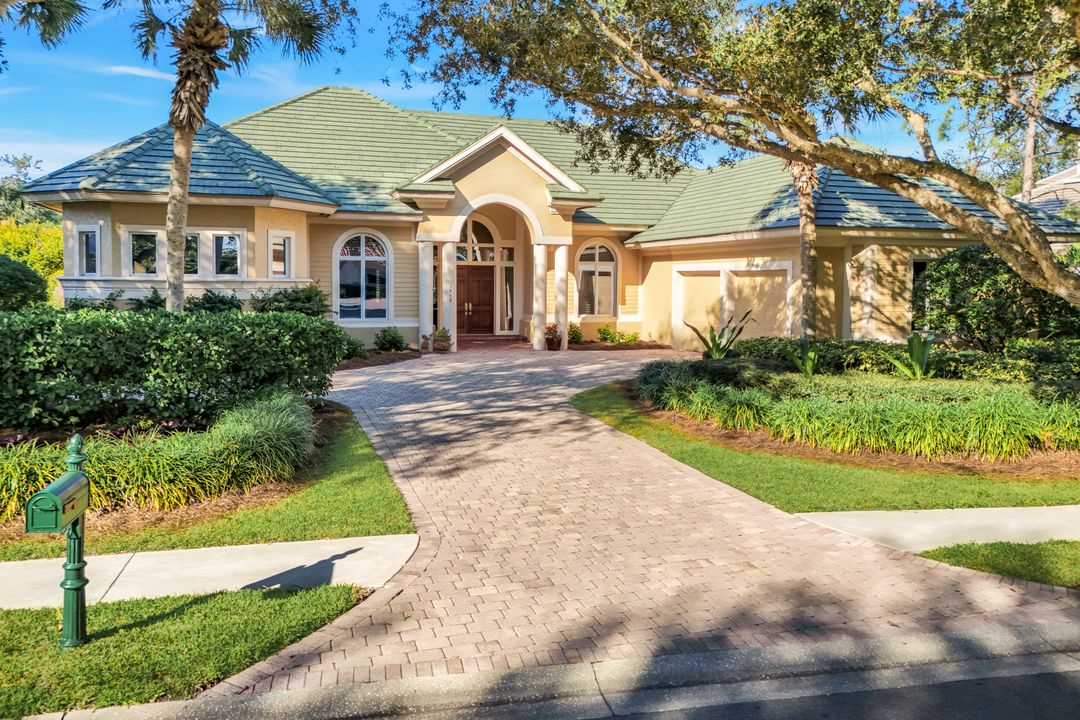 1468 Gormican Ln, Naples, FL 34110