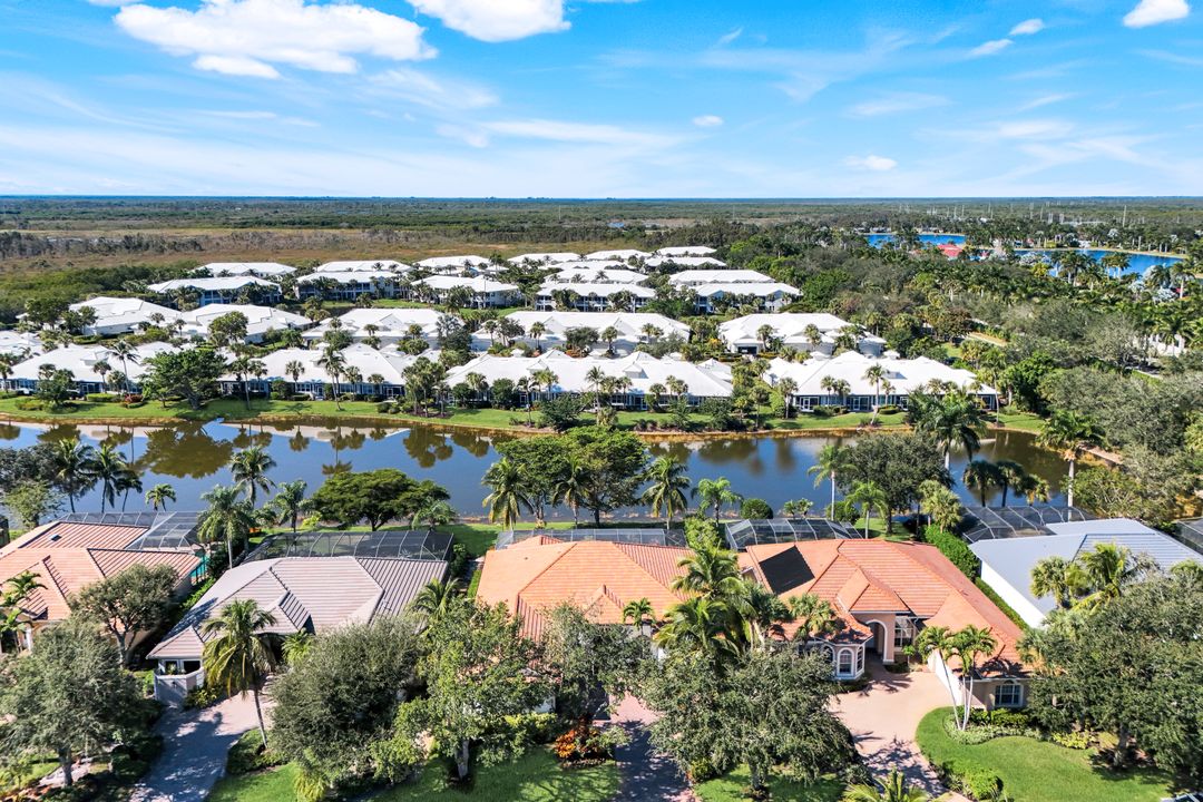 7633 Mulberry Ln, Naples, FL 34114