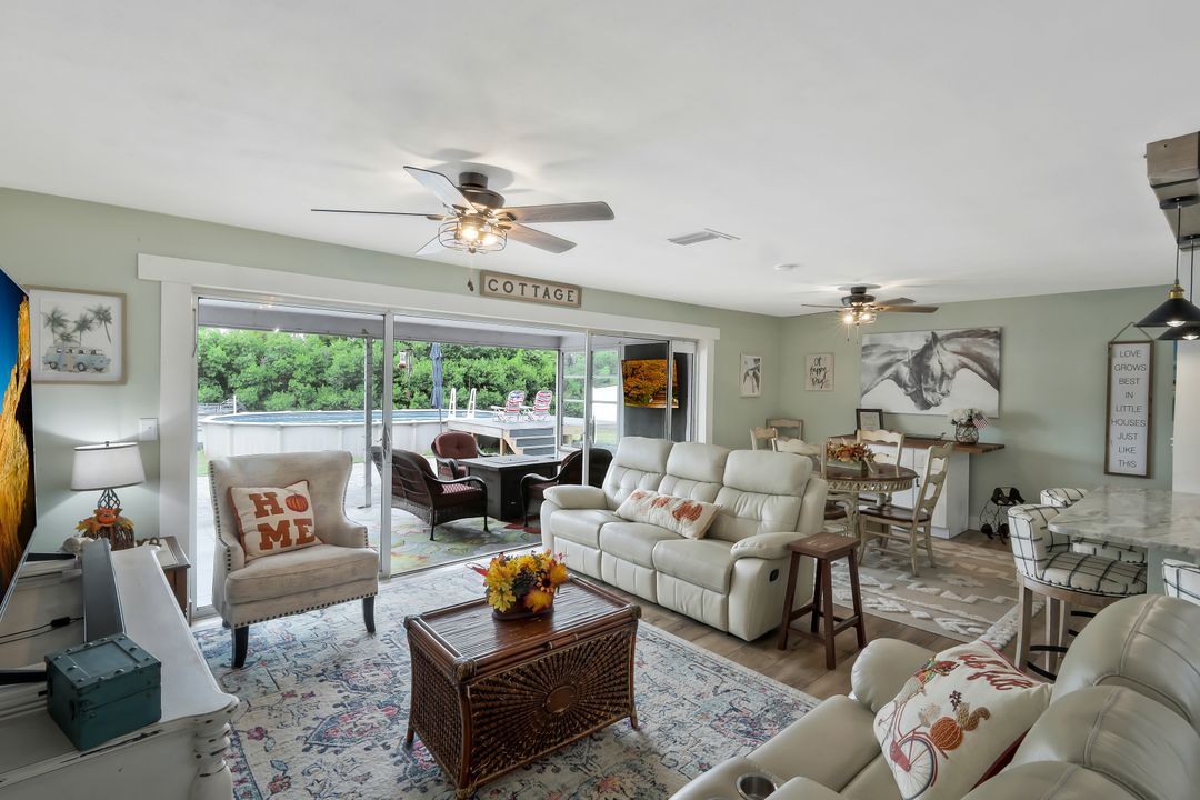1317 Everest Pkwy, Cape Coral, FL 33904