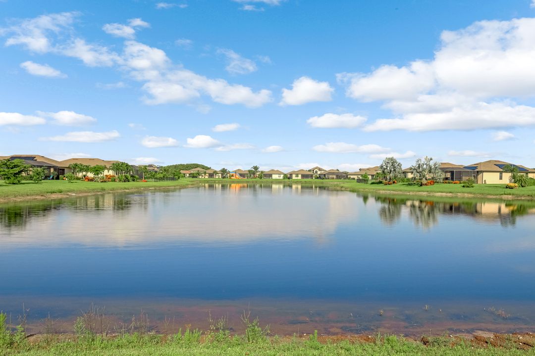 14453 Vindel Cir, Fort Myers, FL 33905