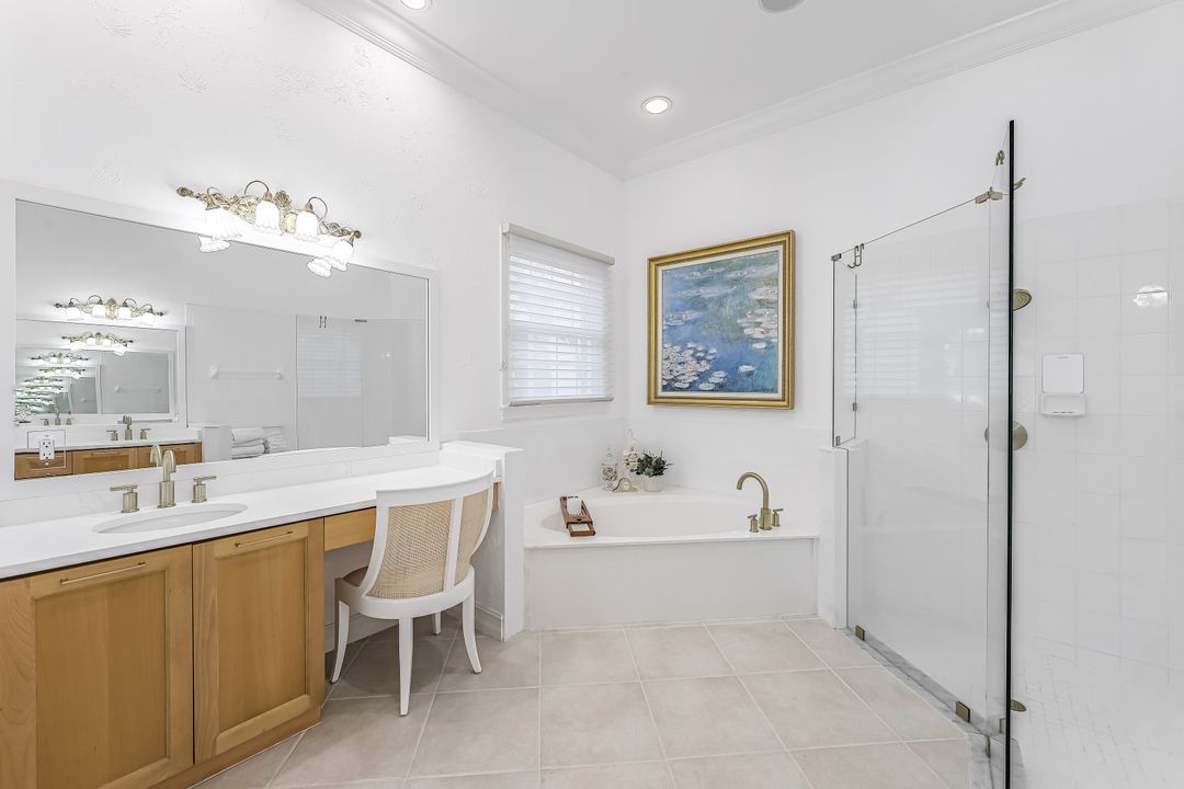 8544 Mallards Way, Naples, FL 34114