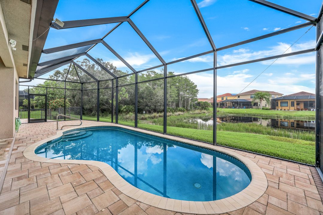 11532 Stonecreek Cir, Fort Myers, FL 33913