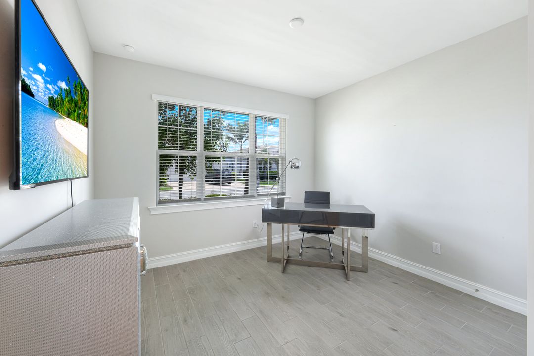 28086 Captiva Shell Lp, Bonita Springs, FL 34135
