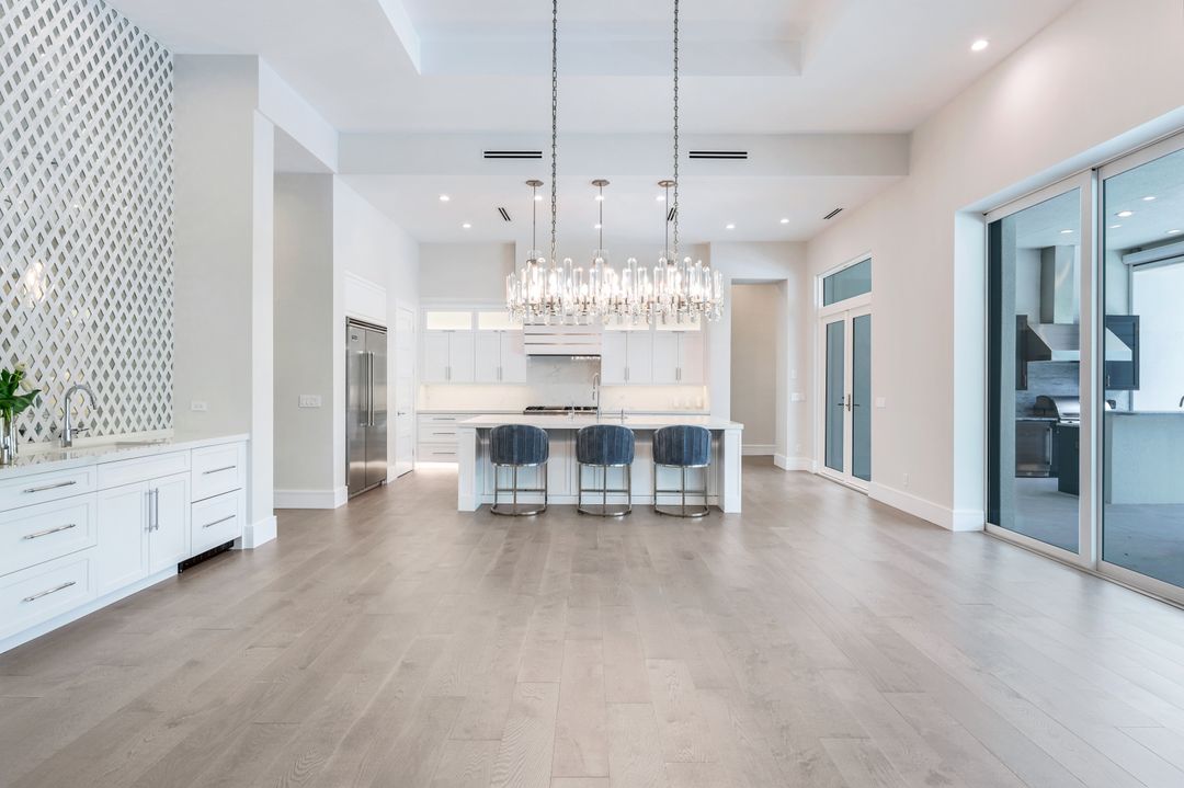 569 Neapolitan Way, Naples, FL 34103