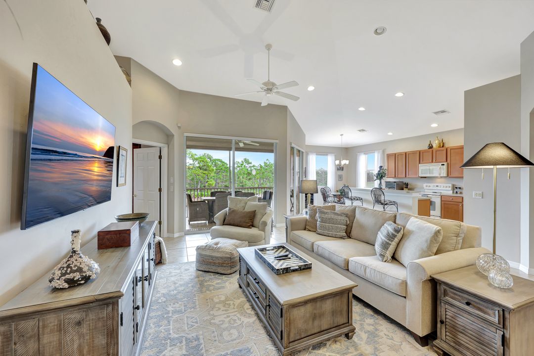 9110 Spanish Moss Way #422, Bonita Springs, FL 34135