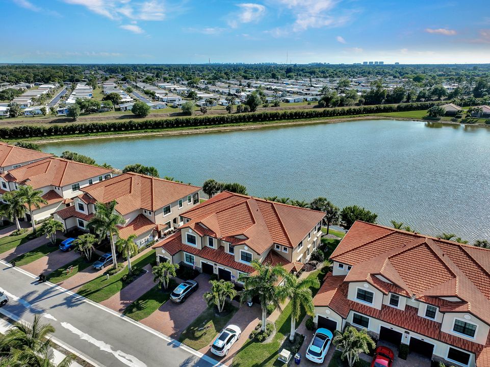 26213 Palace Ln #201, Bonita Springs, FL 34135