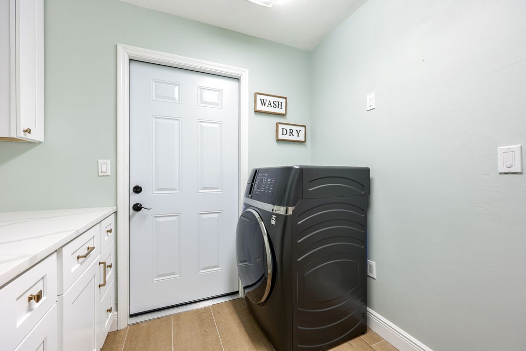 27234 Jolly Roger Ln, Bonita Springs, FL 34135