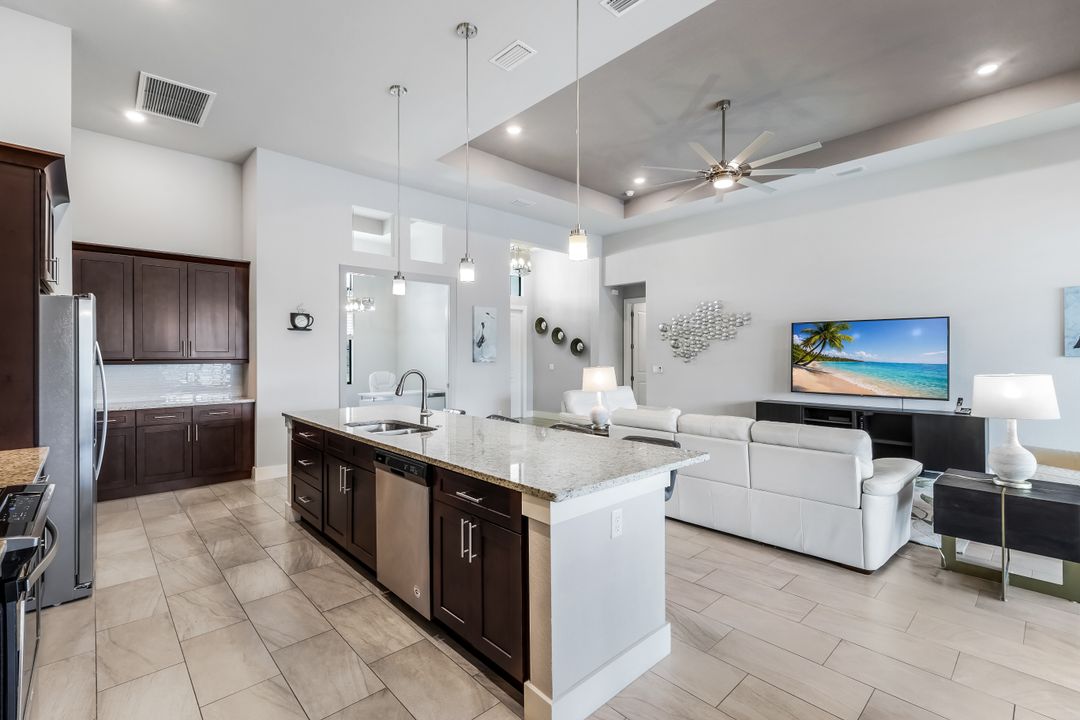 1833 SW 49th Terrace, Cape Coral, FL 33914