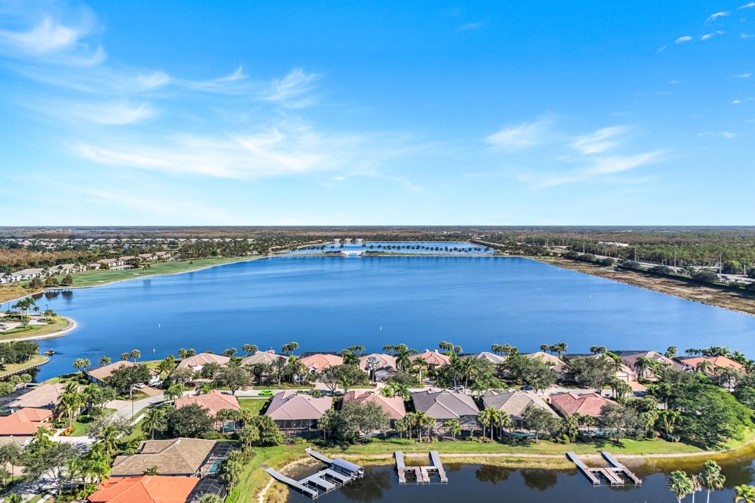 8765 Hideaway Harbor Ct, Naples, FL 34120