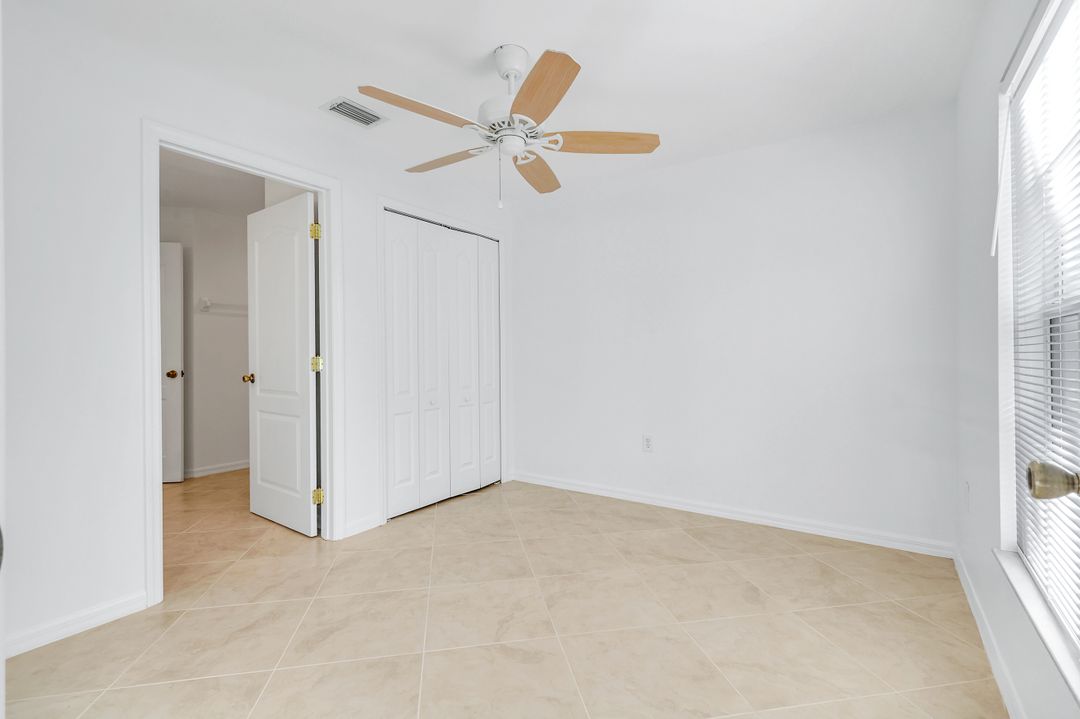 1706 NE 2nd Pl, Cape Coral, FL 33909