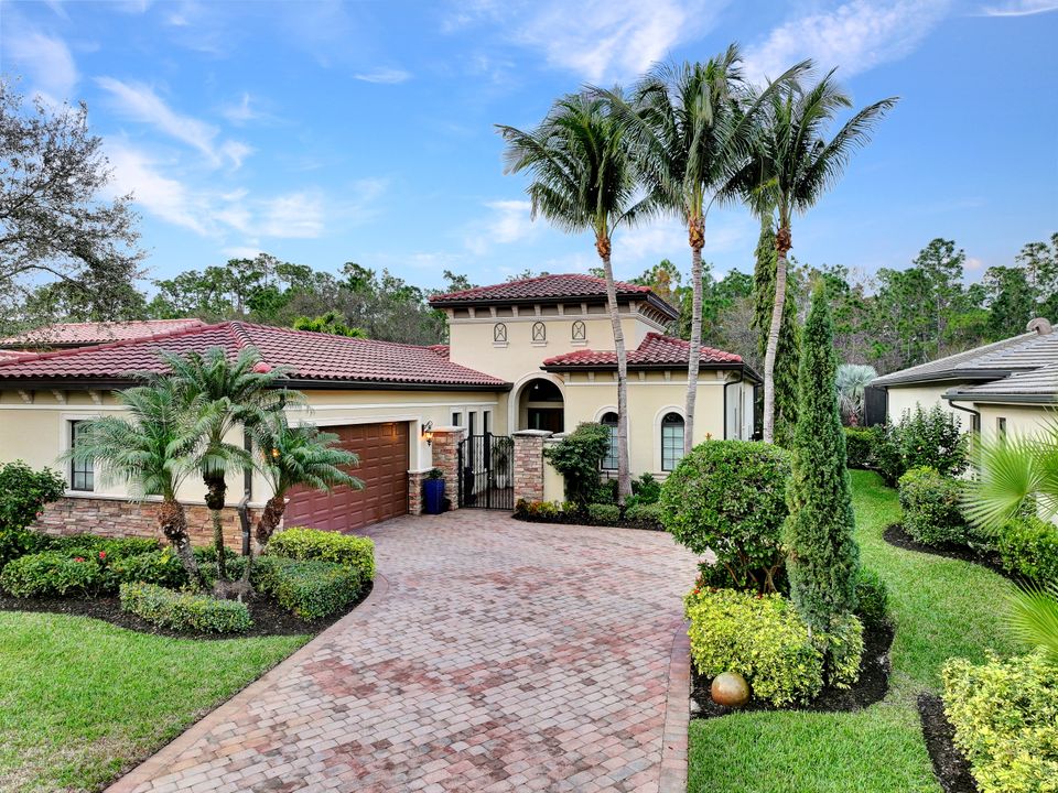 16830 Cabreo Dr, Naples, FL 34110