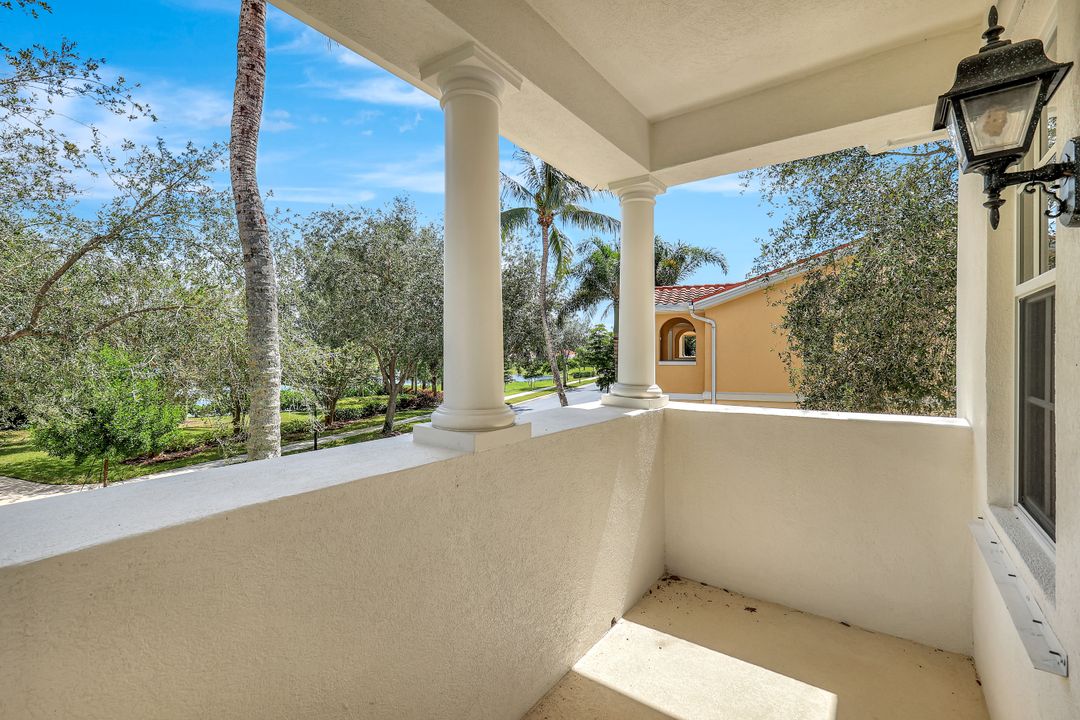 28508 Alessandria Cir, Bonita Springs, FL 34135