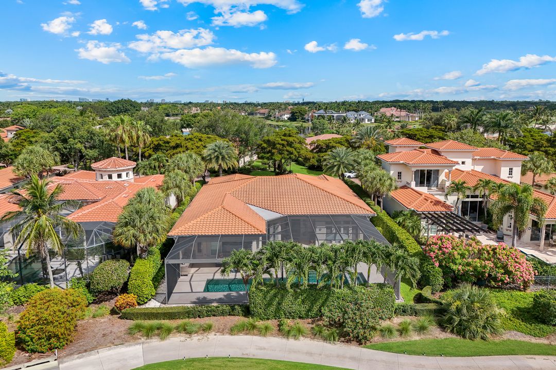 2048 Isla Vista Ln, Naples, FL 34105